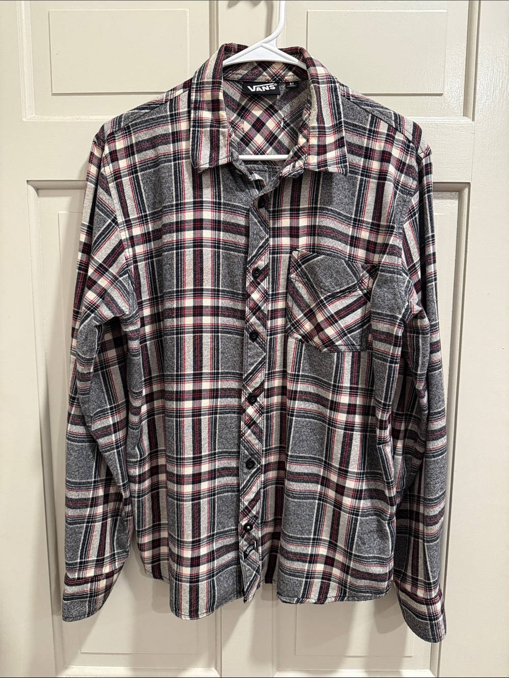 Vans Men’s Black, Gray & Red Plaid Button-Down Shirt Size Medium